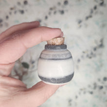 Load image into Gallery viewer, Tai Chi Jasper Potion Bottle
